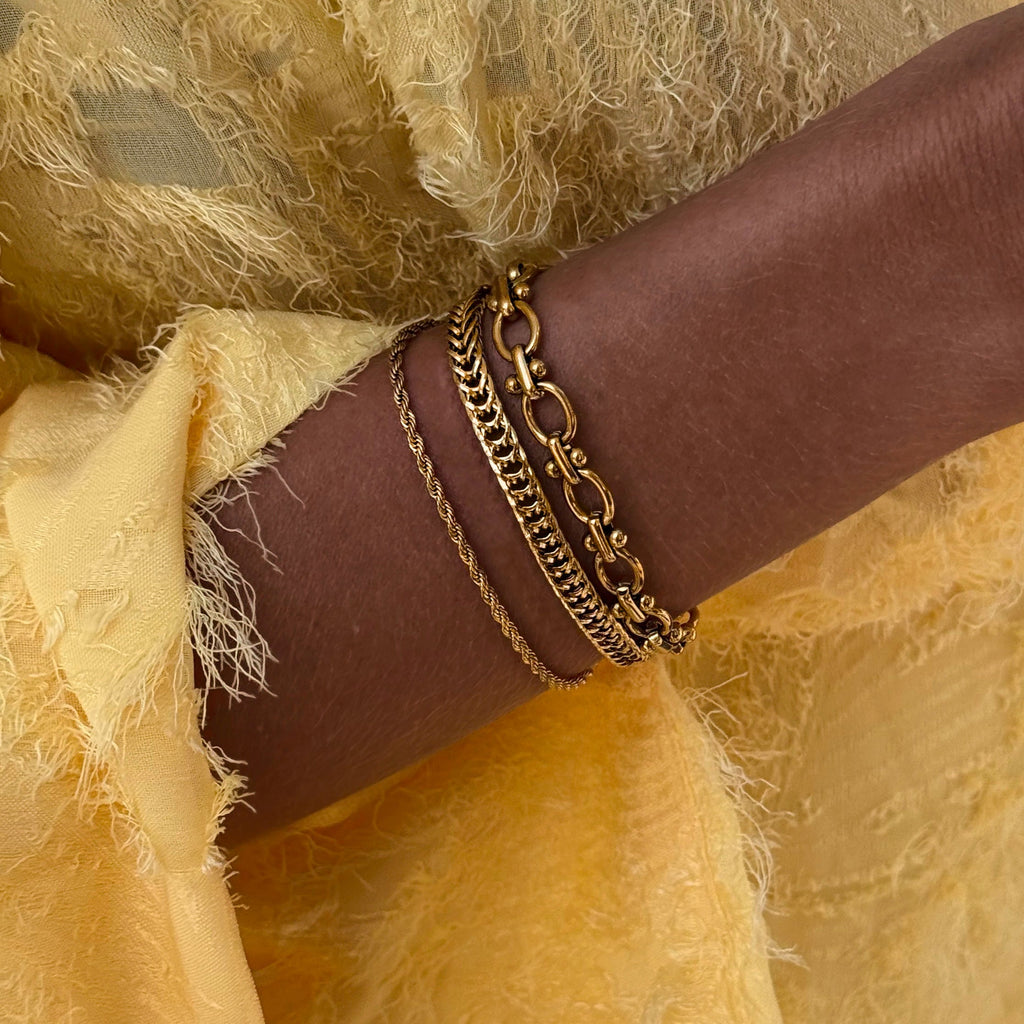 Women’s Twisted Chain Bracelet – Elegant Blessed Design in Stainless Steel-Bracelets-Admires Jewellery-Admires Jewellery