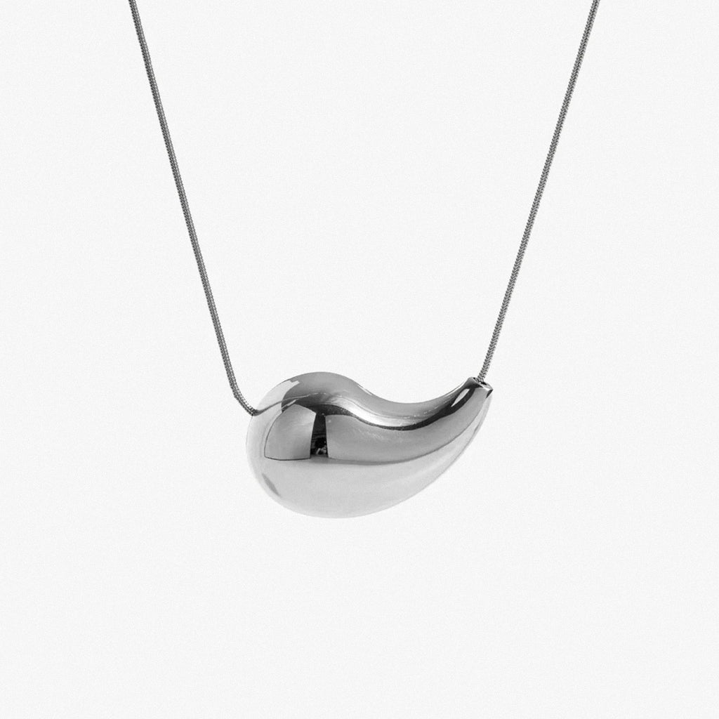 Silver polished teardrop pendant necklace on snake chain